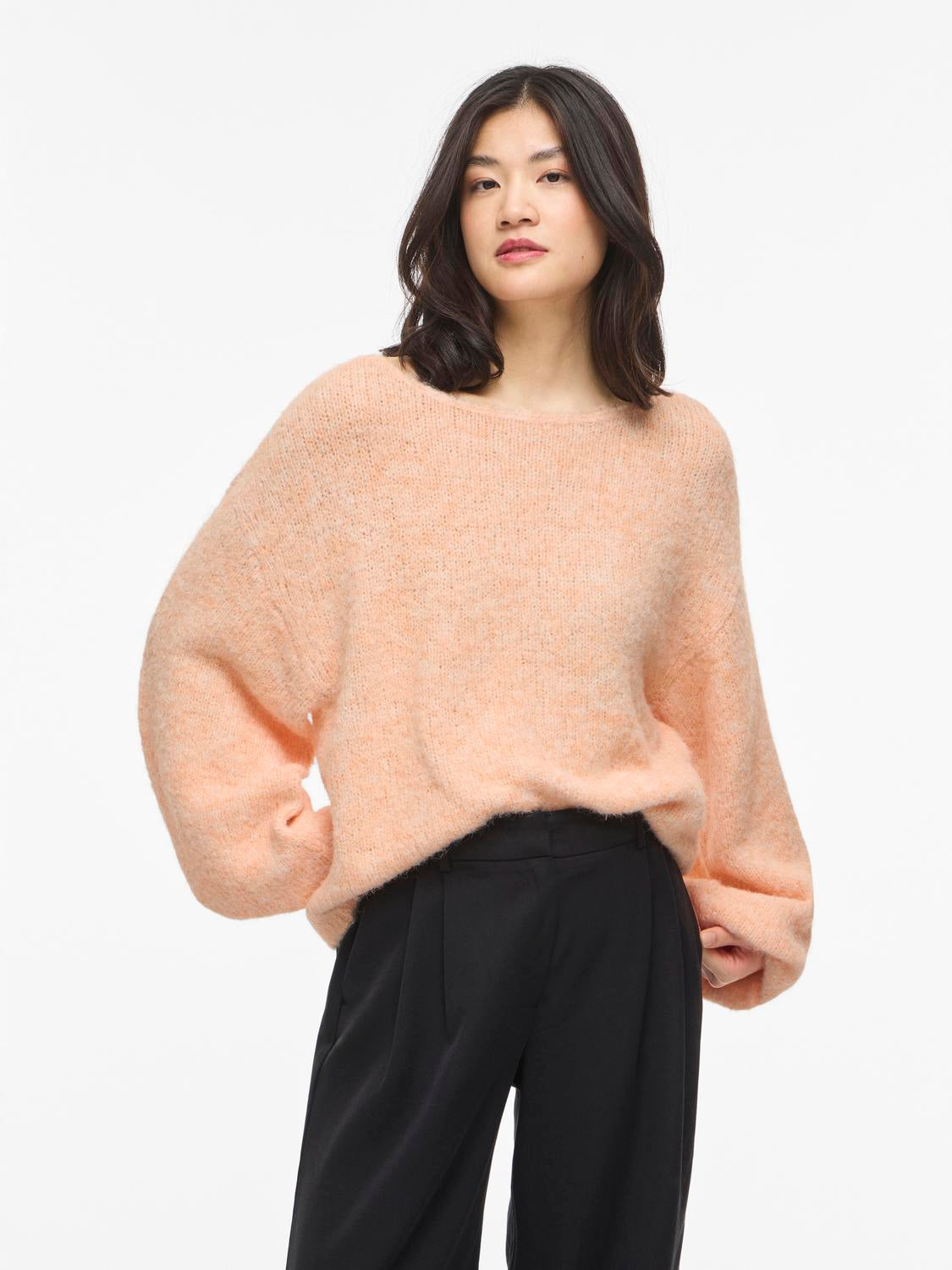 model_shot-front